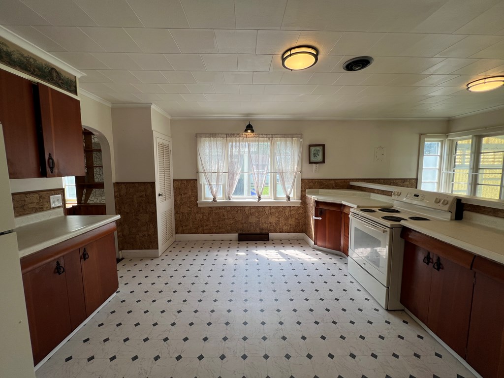 842 W Spring St, Titusville, Pennsylvania image 12