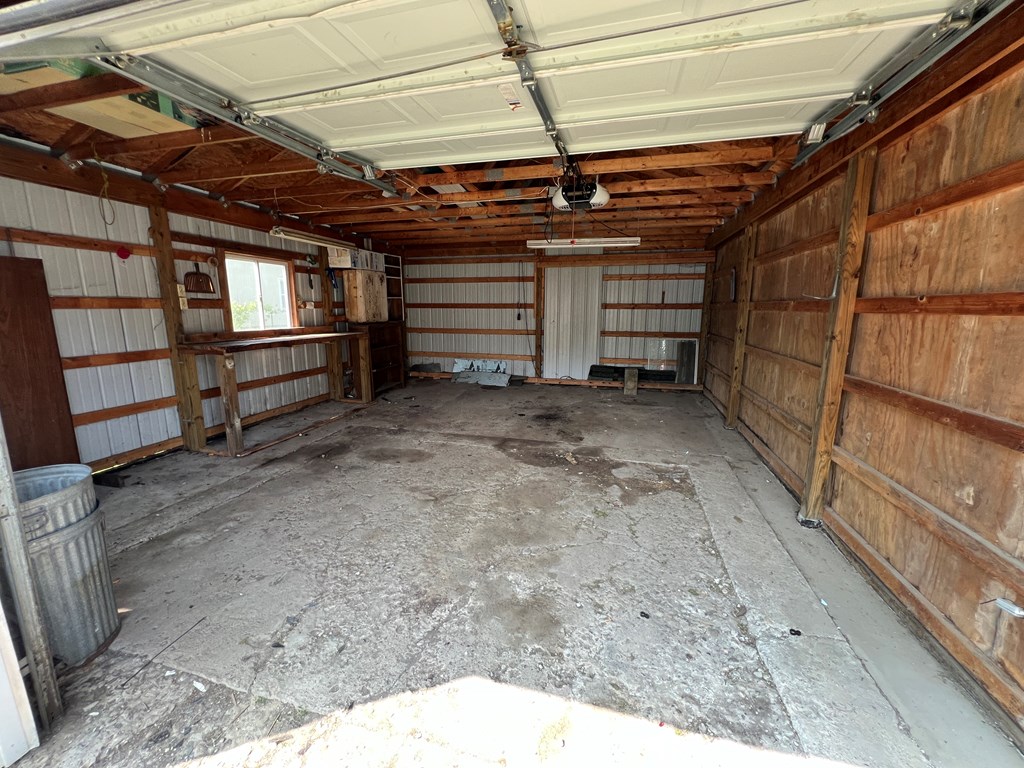842 W Spring St, Titusville, Pennsylvania image 31