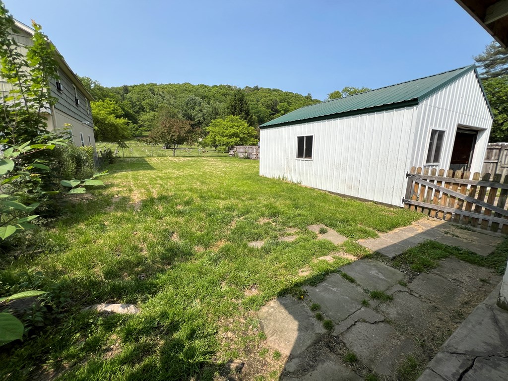 842 W Spring St, Titusville, Pennsylvania image 30