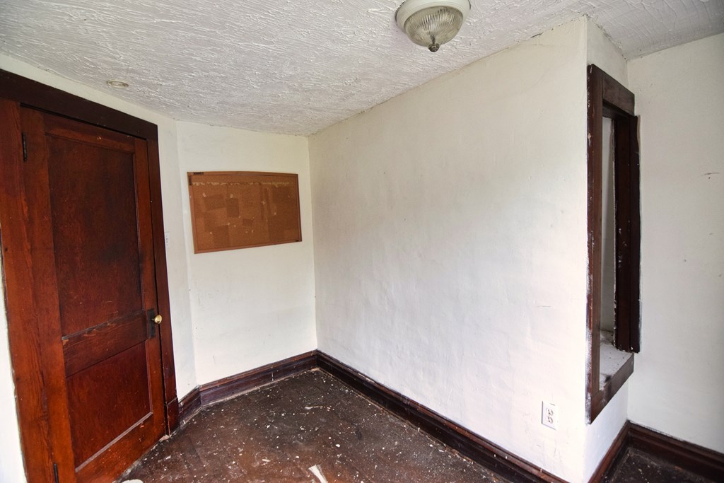 22 Cherry Alley, Oil City, Pennsylvania image 8