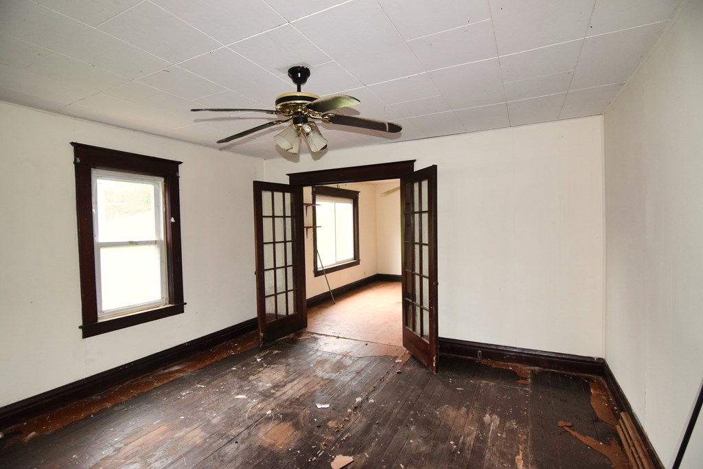22 Cherry Alley, Oil City, Pennsylvania image 3
