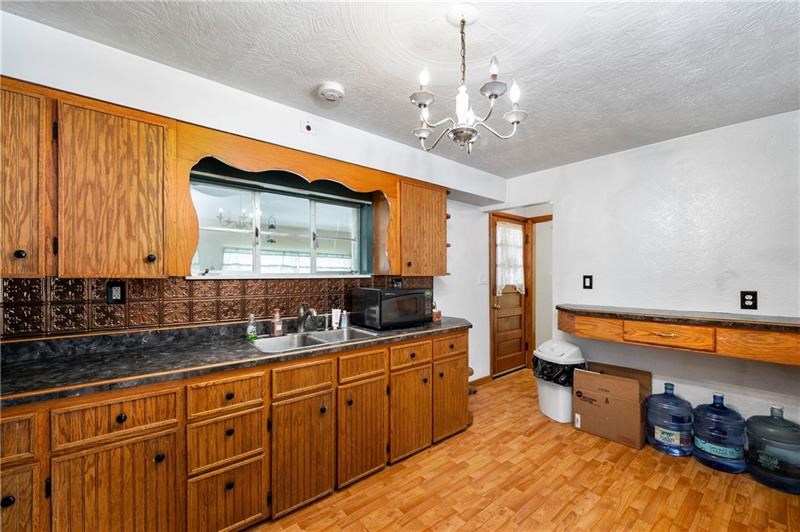 1419 Branchton Rd, Hilliards, Pennsylvania image 9