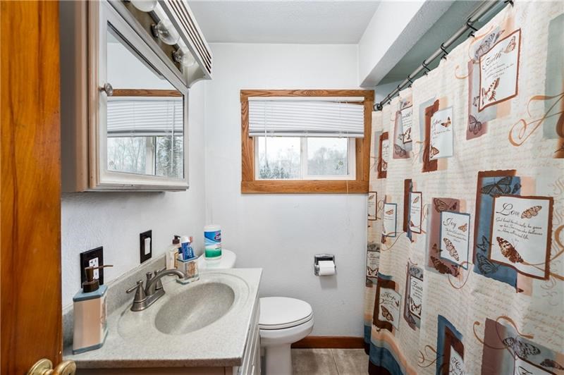 1419 Branchton Rd, Hilliards, Pennsylvania image 14