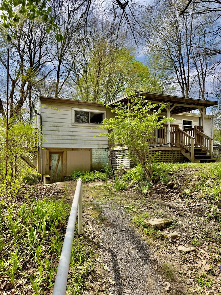 196 Steele Road, Clarion, Pennsylvania image 1