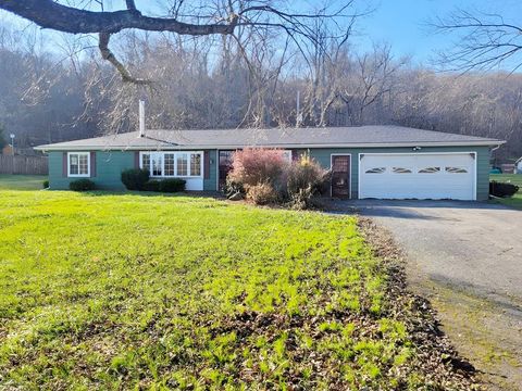 Homes For Sale - 194 Maple Lane Dr<br/> Venango County, Cooperstown, PA 16317