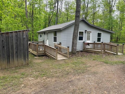 Homes For Sale - 109 Pin Oak Lane<br/> Forest County, Tionesta, PA 16353