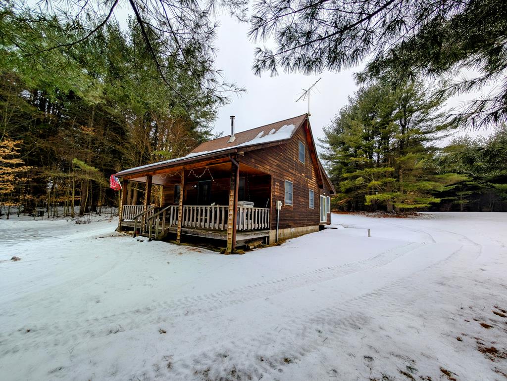 2141 Roundtown Dr, Leeper, Pennsylvania image 1