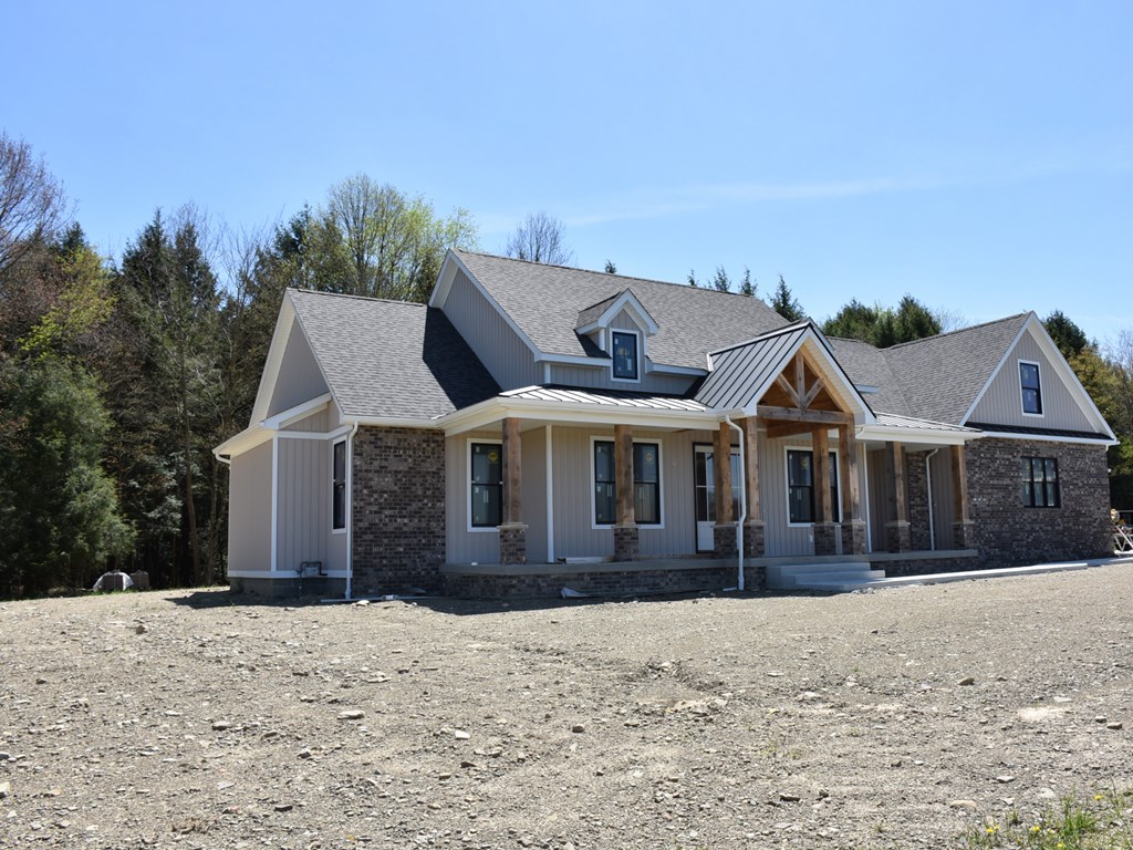 15990 Meadow Drive, Saegertown, Pennsylvania image 2
