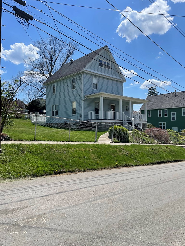413 Bissell Ave, Oil City, Pennsylvania image 3