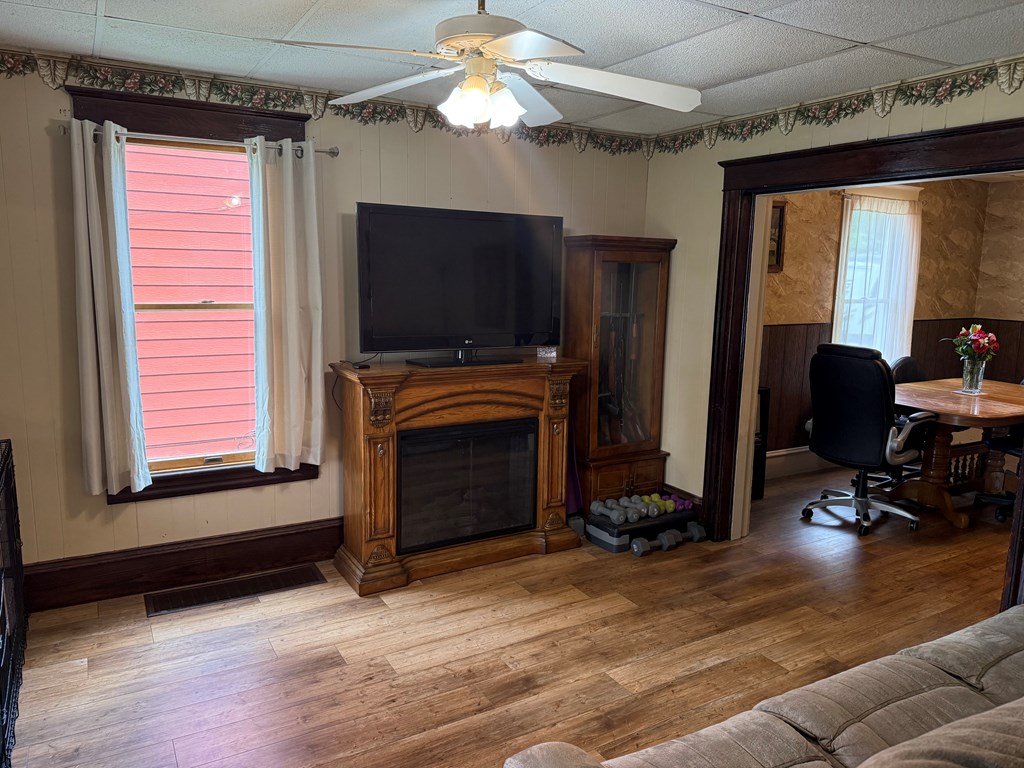 112 Lamberton St, Franklin, Pennsylvania image 6