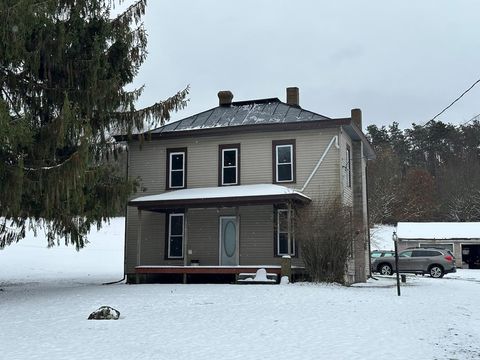 Homes For Sale - 3776 Georgetown Road<br/> Polk, PA 16342