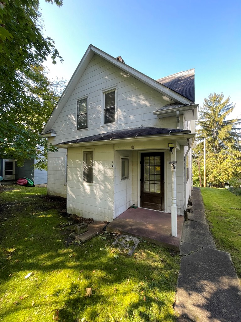 305 Hasson Ave, Oil City, Pennsylvania image 3