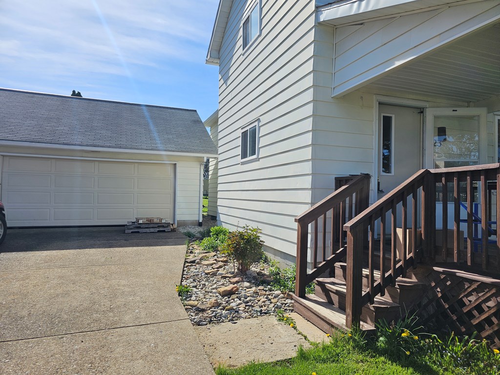 323 Mendenhall Ave, Knox, Alabama image 2