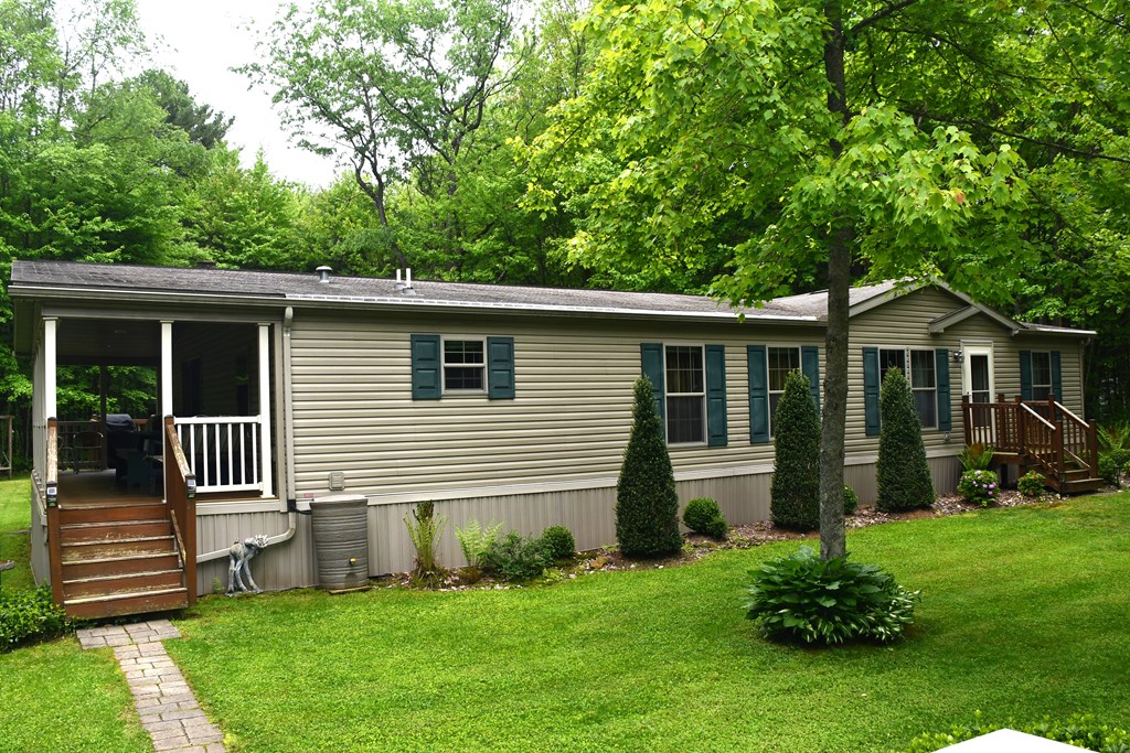 163 Snowdrift Lane, Marienville, Pennsylvania image 2