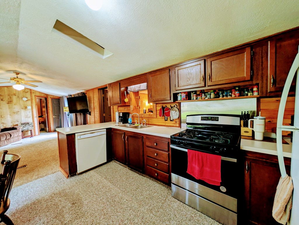 159 Lease Rd, West Hickory, Pennsylvania image 9