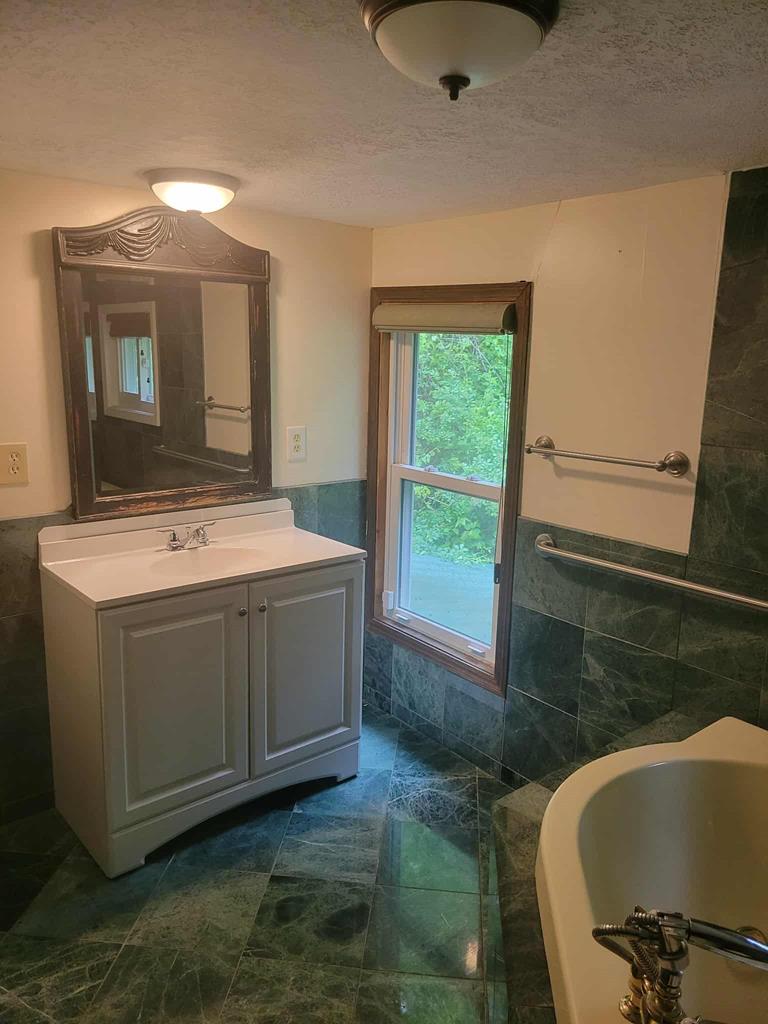 312 Erie Street, Franklin, Pennsylvania image 14