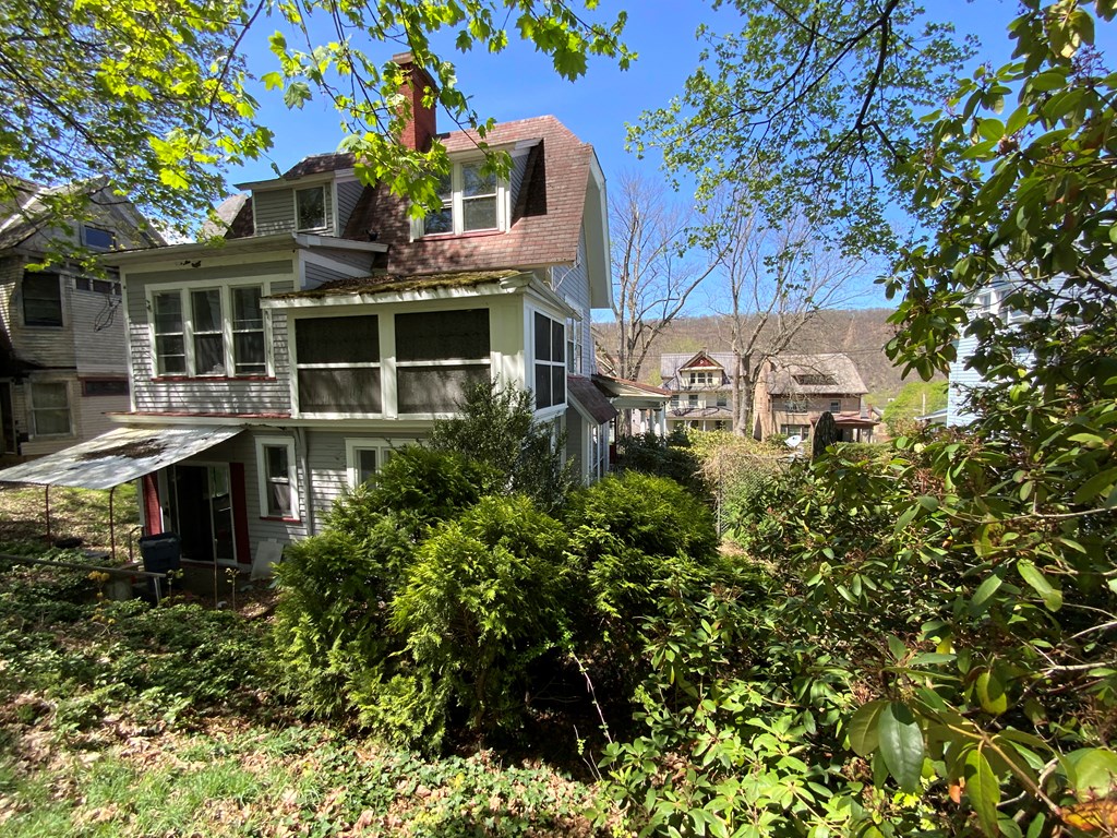 149 W 3rd Street, Oil City, Pennsylvania image 3