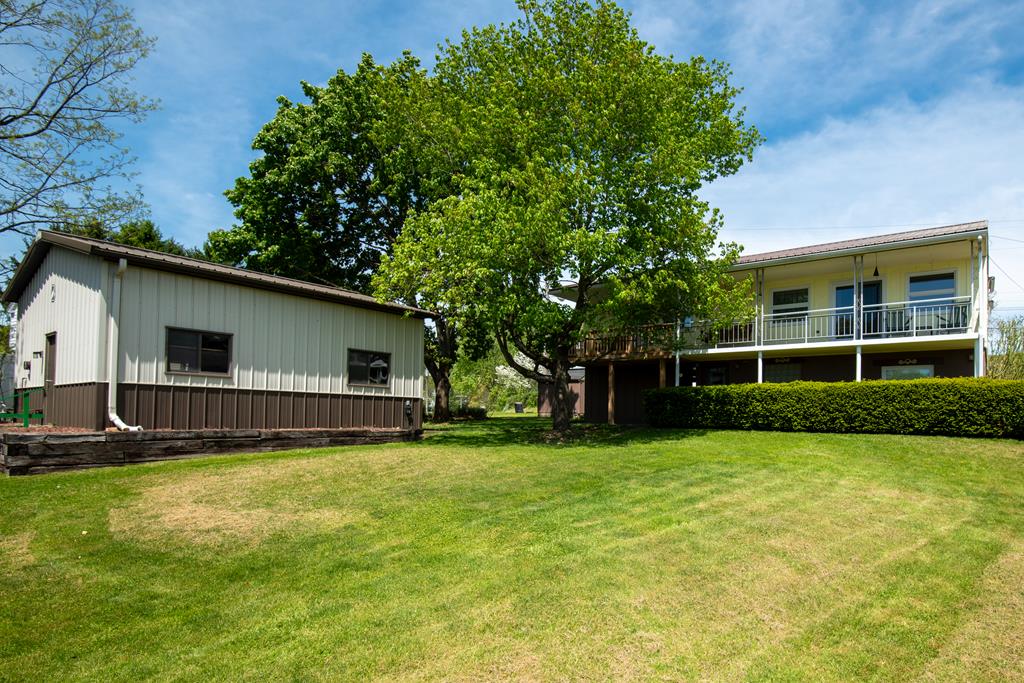 36 Circle St, Franklin, Pennsylvania image 3