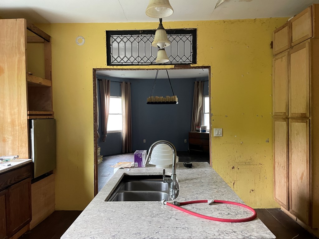 924 W 1st St, Oil City, Pennsylvania image 11