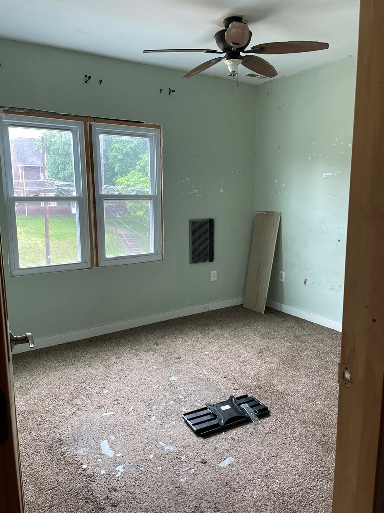 924 W 1st St, Oil City, Pennsylvania image 13