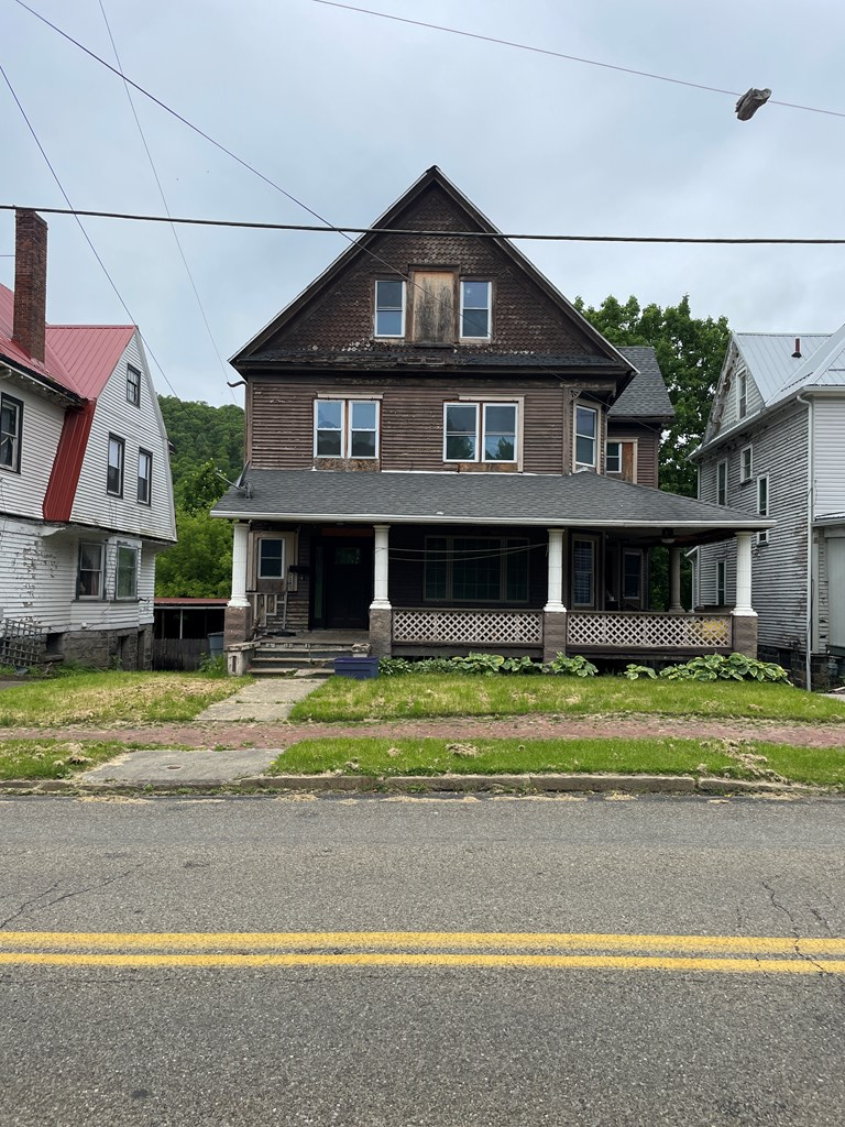 924 W 1st St, Oil City, Pennsylvania image 39