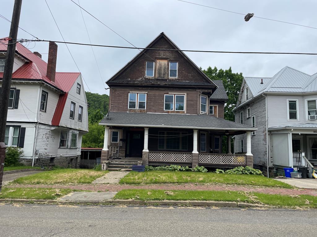 924 W 1st St, Oil City, Pennsylvania image 1