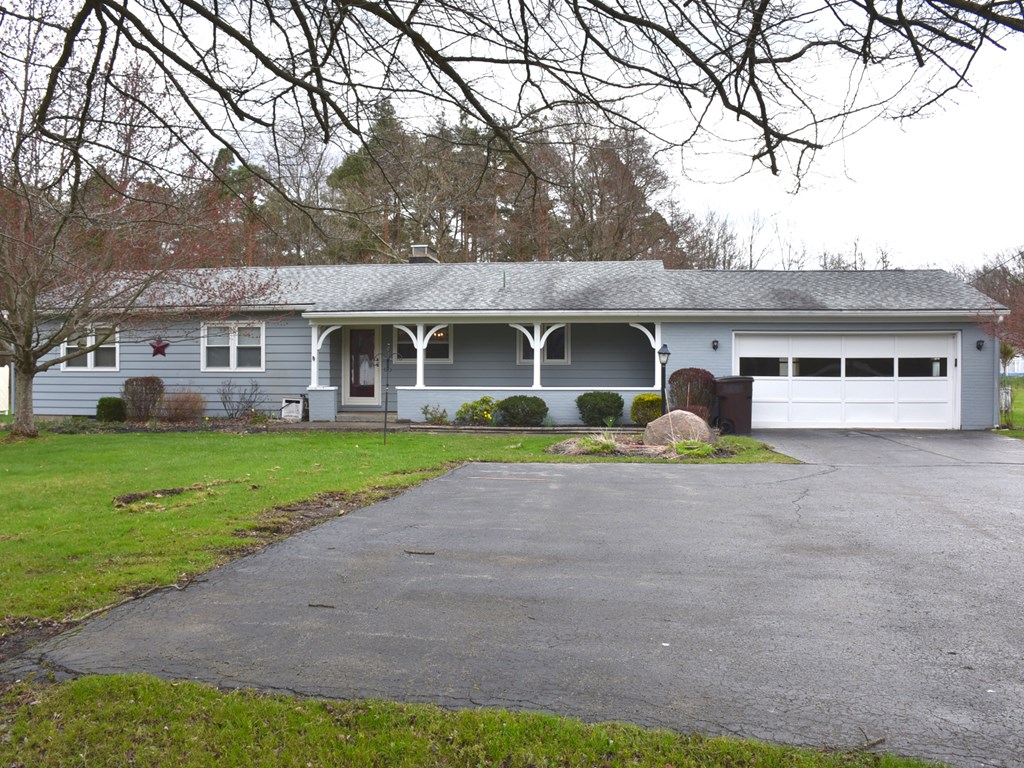 14746 N. Main Street Ext, Meadville, Pennsylvania image 2