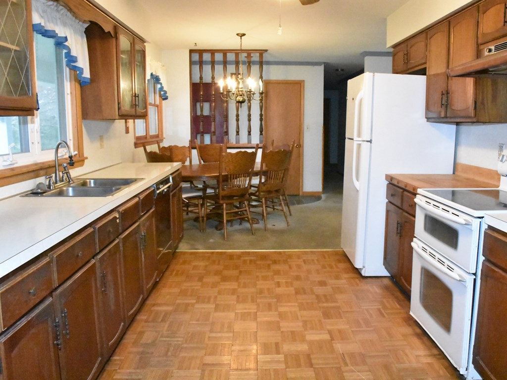 14746 N. Main Street Ext, Meadville, Pennsylvania image 18
