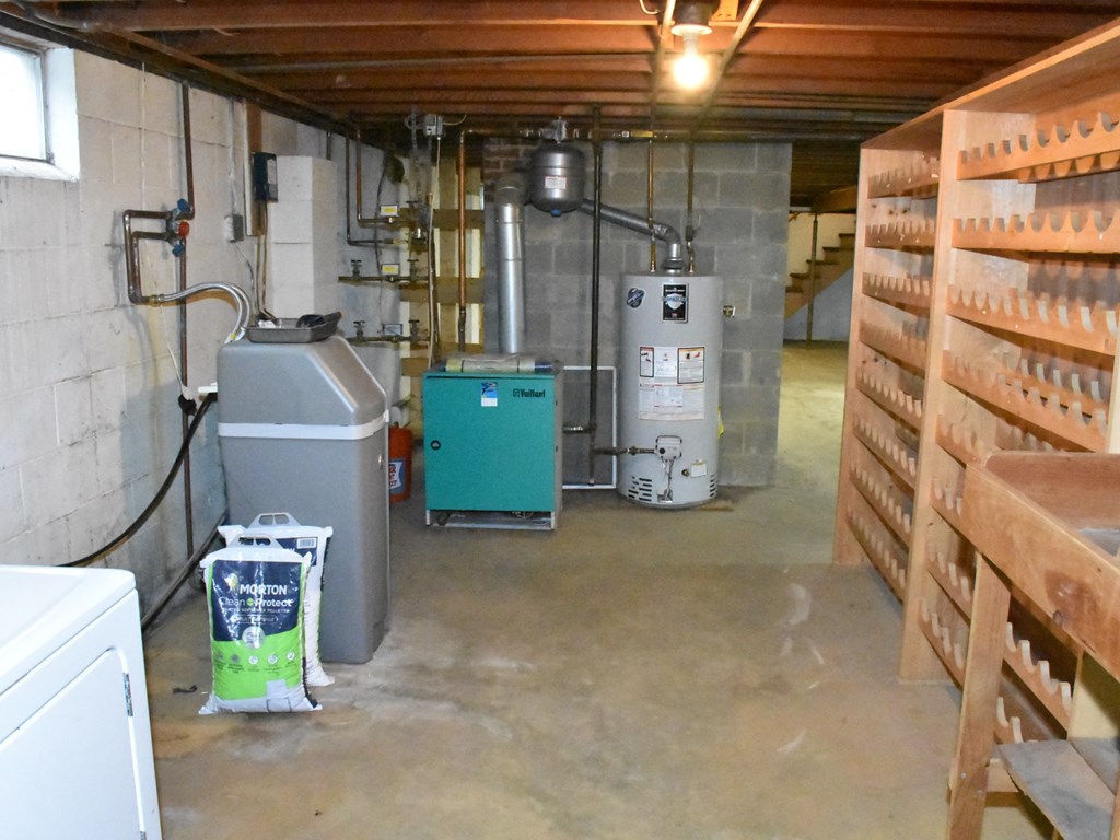 14746 N. Main Street Ext, Meadville, Pennsylvania image 39