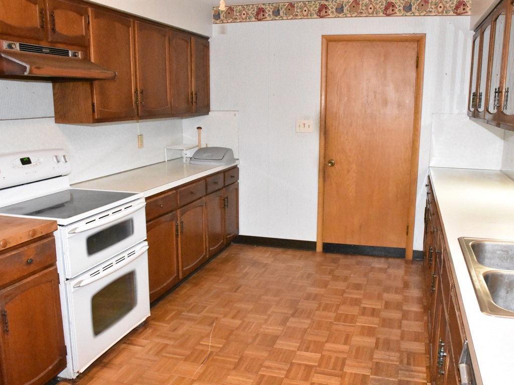 14746 N. Main Street Ext, Meadville, Pennsylvania image 17