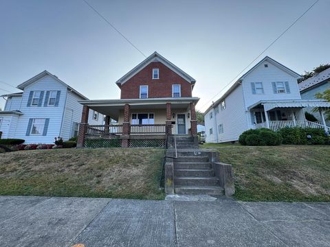Apartment For Sale - 229 Hone Ave<br/> Oil City, PA 16301