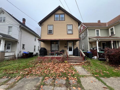 Homes For Sale - 213 Orchard Street<br/> Franklin, PA 16323