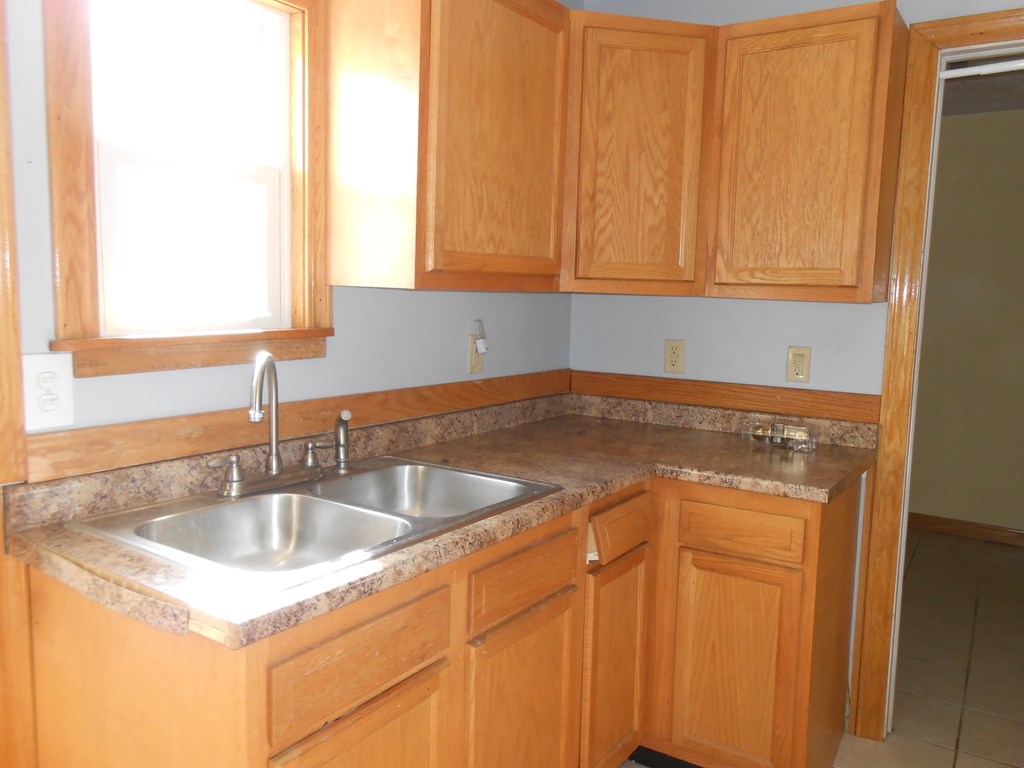 6 Innis Street, Oil City, Pennsylvania image 2