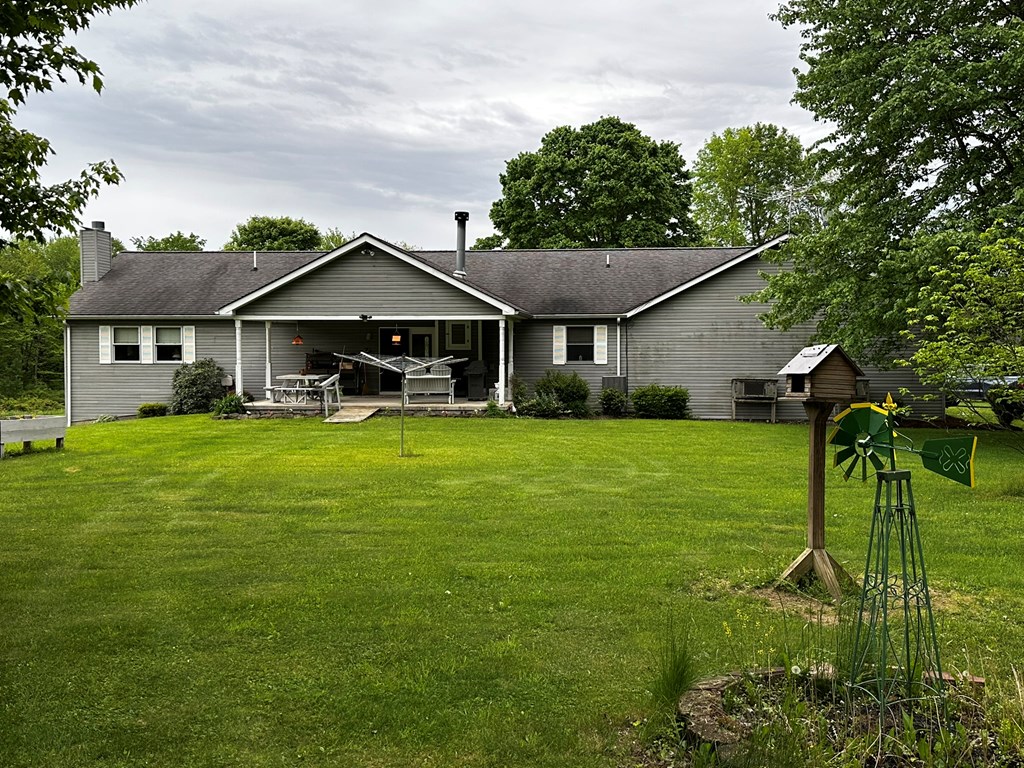 10716 County Line Rd, Greenville, Pennsylvania image 3