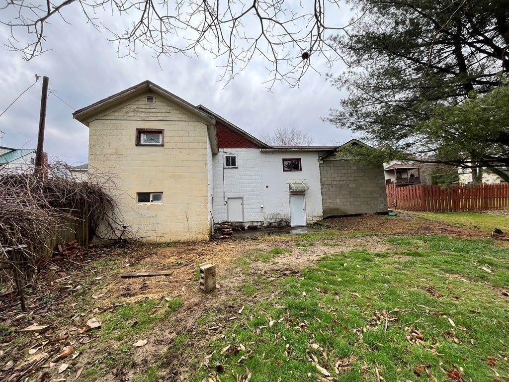 116 Union St, Franklin, Pennsylvania image 12