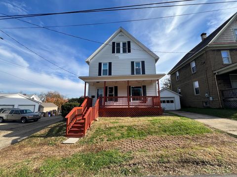 Homes For Sale - 411 Orange St<br/> Oil City, PA 16301