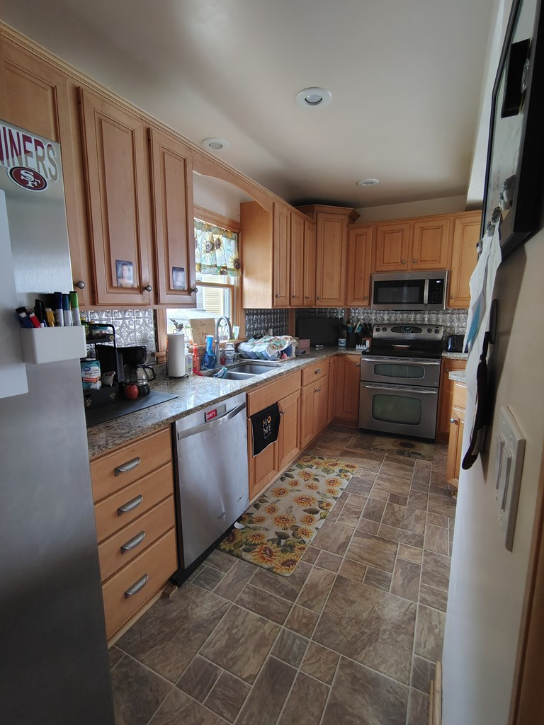 506 W 3rd St, Oil City, Pennsylvania image 24