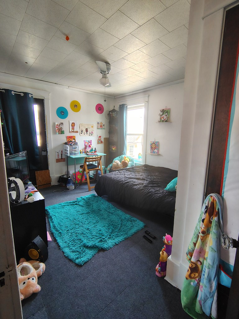 506 W 3rd St, Oil City, Pennsylvania image 35