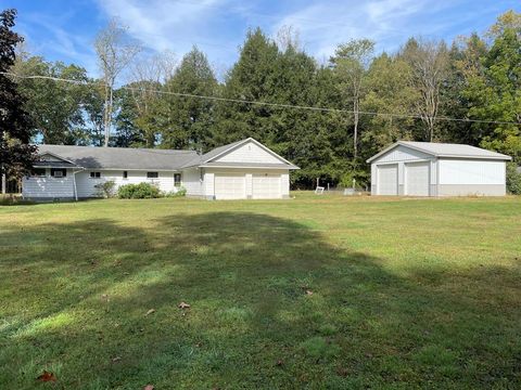 Homes For Sale - 239 Sleepy Hollow Dr<br/> Venango County, Franklin, PA 16323
