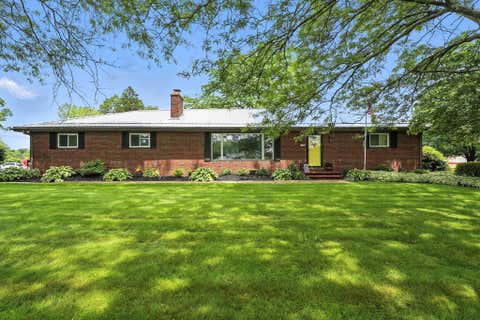 Photo for 1027 Mercer Road
