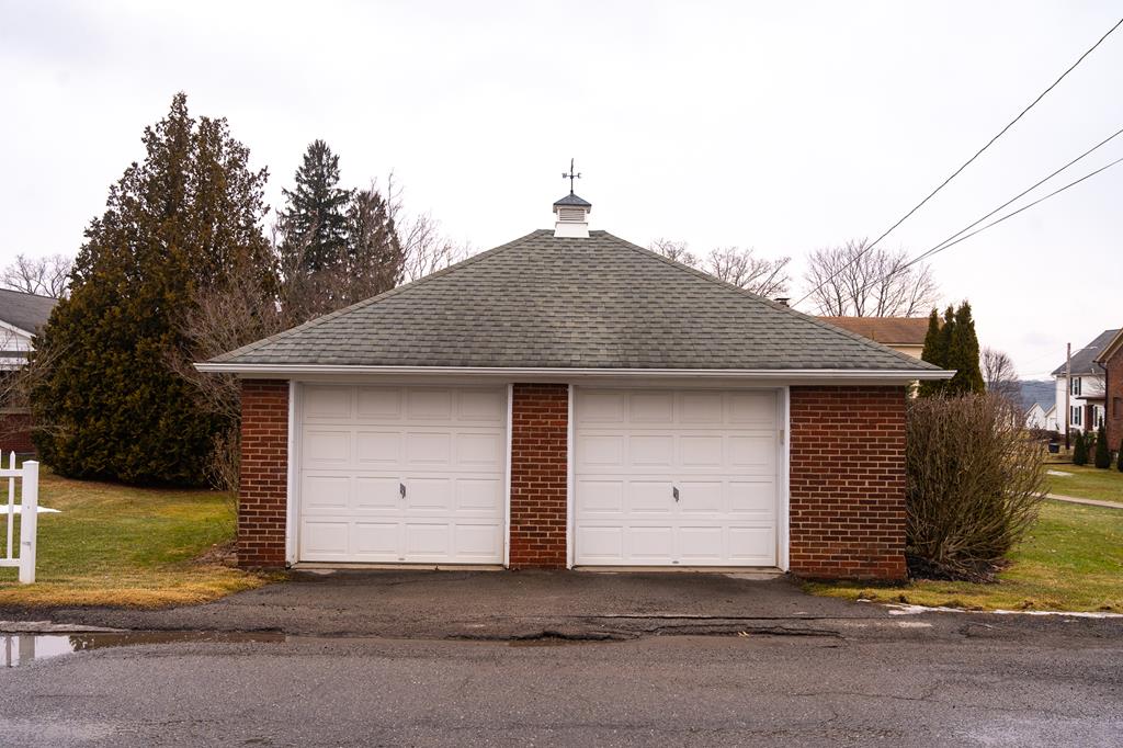 306 Liberty Street, Clarion, Pennsylvania image 46