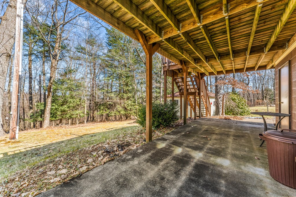 463 Wendy Way, Franklin, Pennsylvania image 11