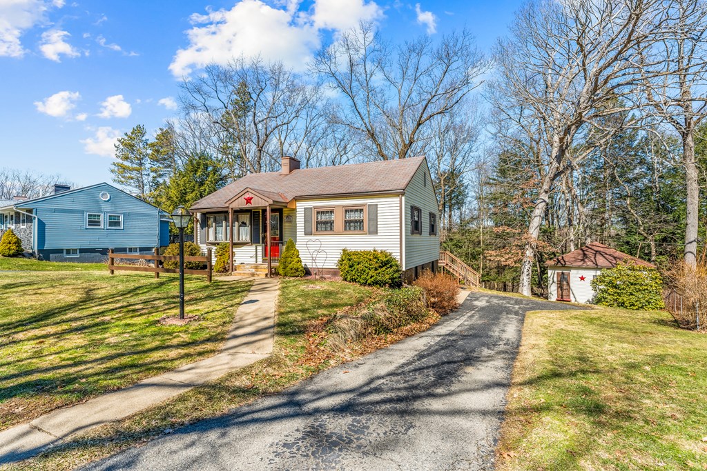 463 Wendy Way, Franklin, Pennsylvania image 2