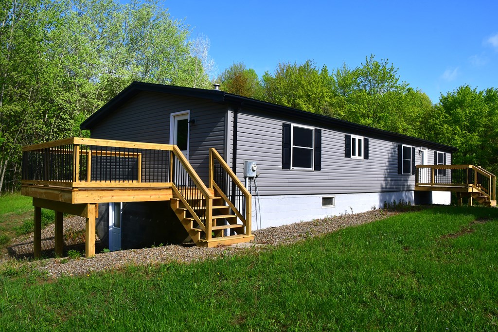 285 Swamp Road, Utica, Pennsylvania image 7
