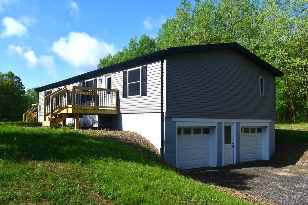 285 Swamp Road, Utica, Pennsylvania image 3