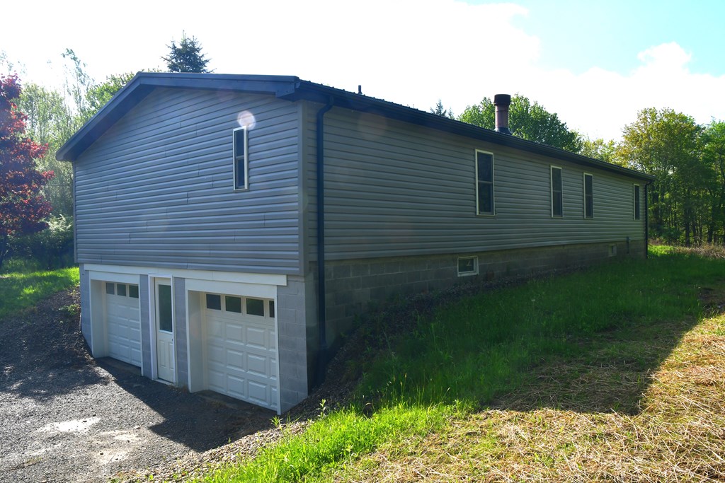 285 Swamp Road, Utica, Pennsylvania image 11