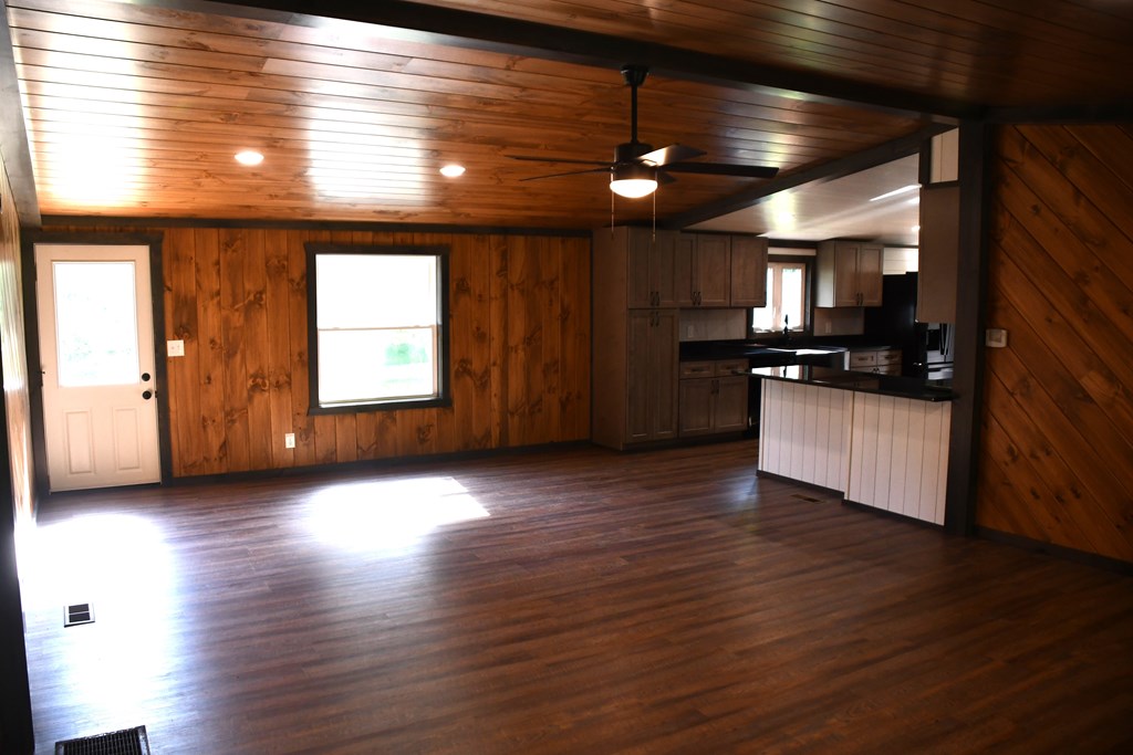285 Swamp Road, Utica, Pennsylvania image 31