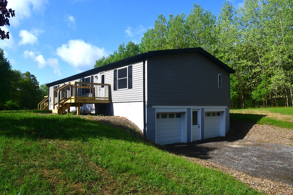 285 Swamp Road, Utica, Pennsylvania image 4