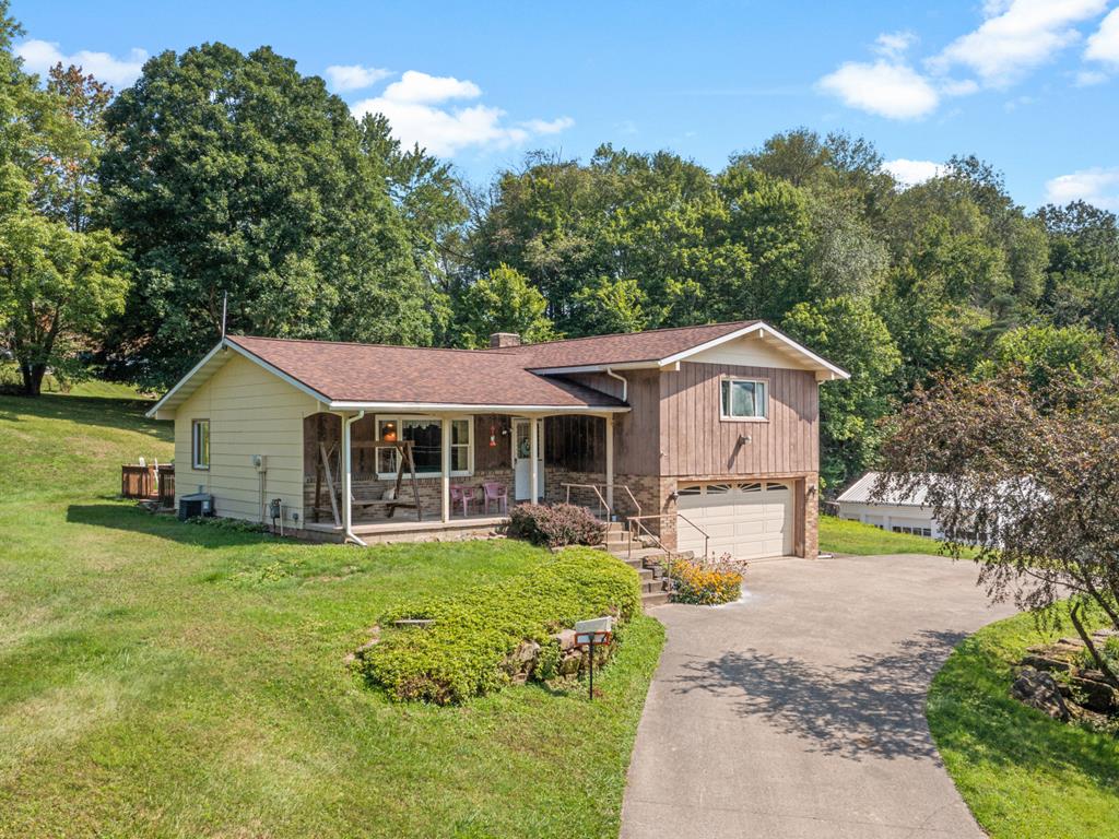 522 W. Park Avenue, Titusville, Pennsylvania image 1