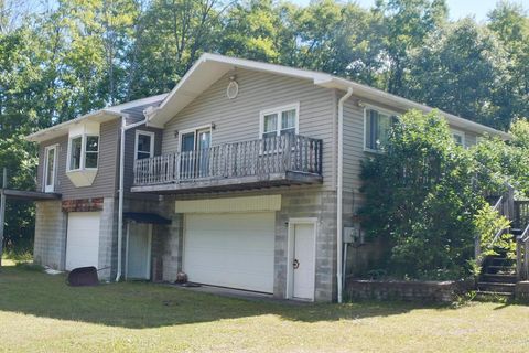 Homes For Sale - 216 Pattison Avenue<br/> Marienville, PA 16239